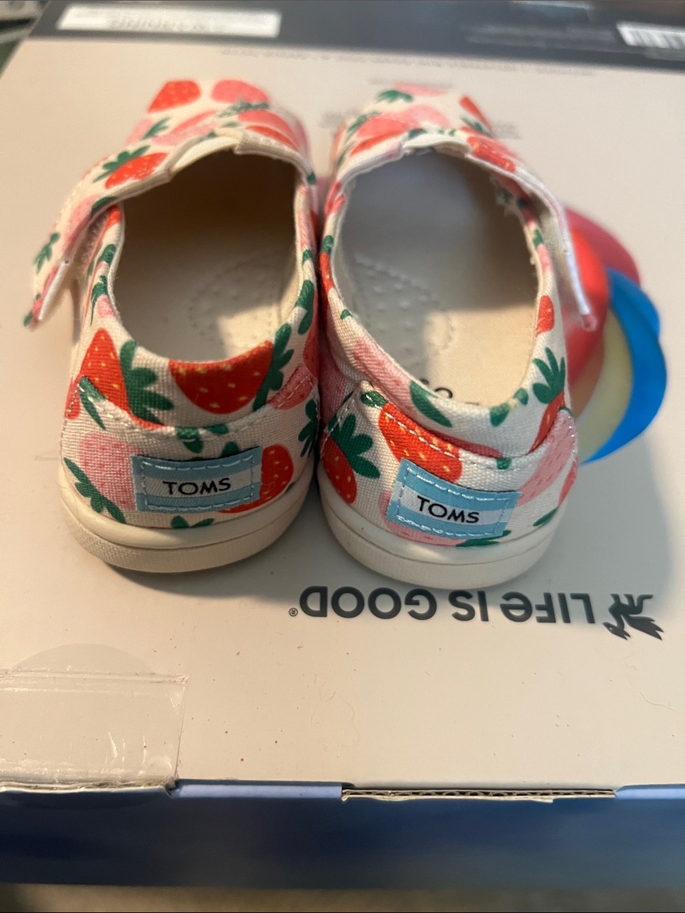 Toms Kids Strawberry Print Canvas Slip-On Shoes - Pink, Red, Green
